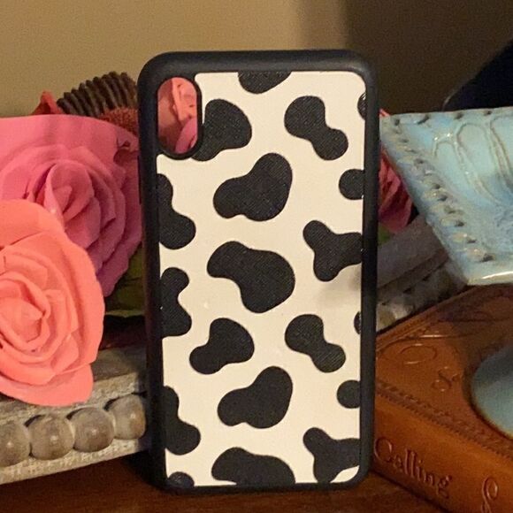 Cow Print IPhone XS 10 Max IPhone Case - Picture 2 of 7